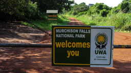 mit einer Fläche von 3.877 km²,  der grösste NP Ugandas