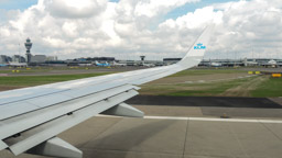 Airport Schiphol  AMSTERDAM    am Morgen